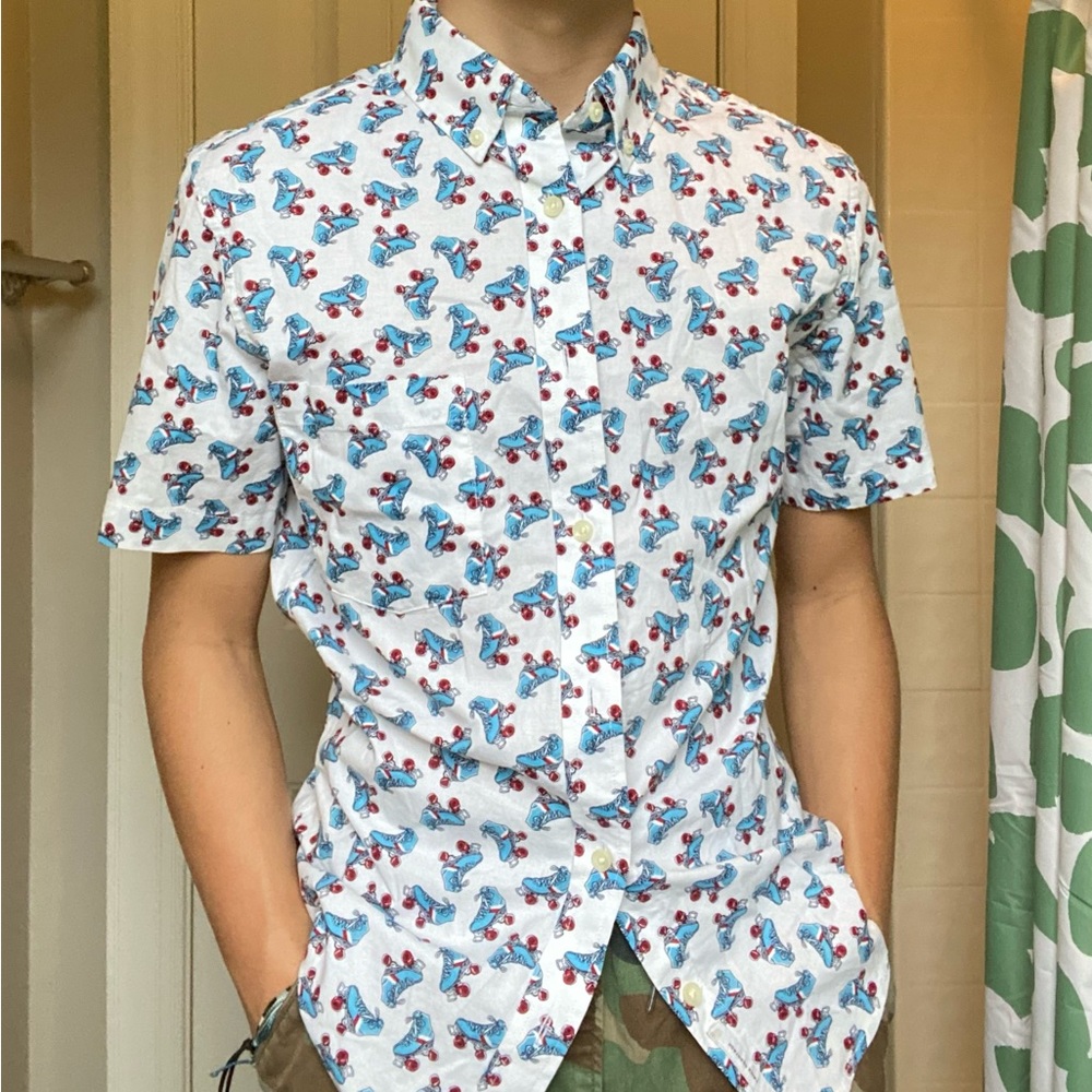 fun Roller skate button up